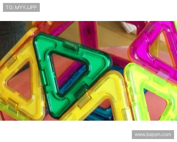 浜氶┈灏斿惁璁や笌 30 宀佸コ缃戠孩鎭嬫儏锛氱О浠呬负鏅€氭湅鍙嬶紝绯讳笌闃熷弸鍚屾父